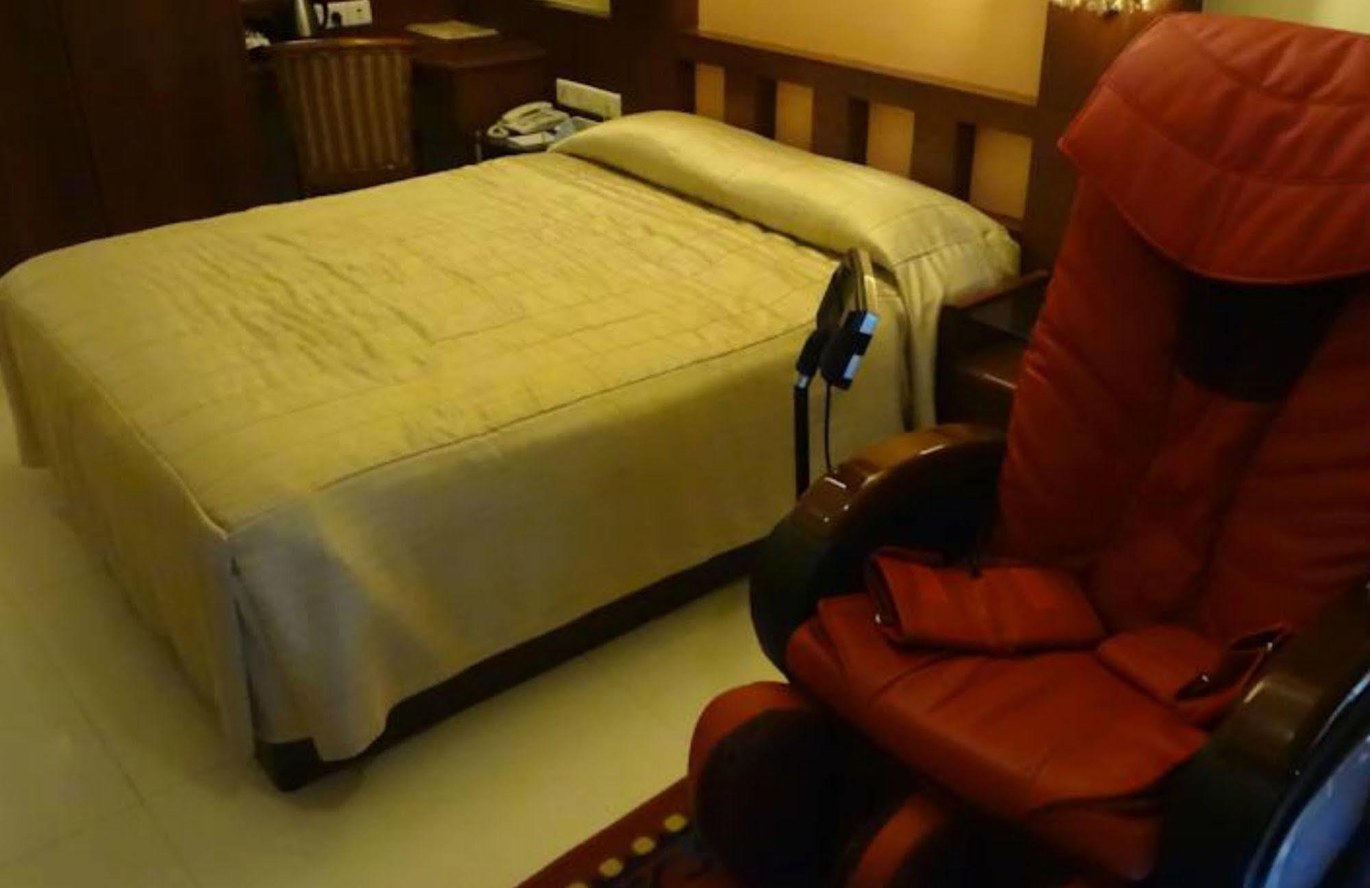 Fabhotel Shubhangan - Nr Bandra Mumbai Luaran gambar